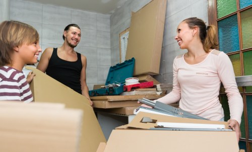 Man With A Van Harringay team helping with a local move